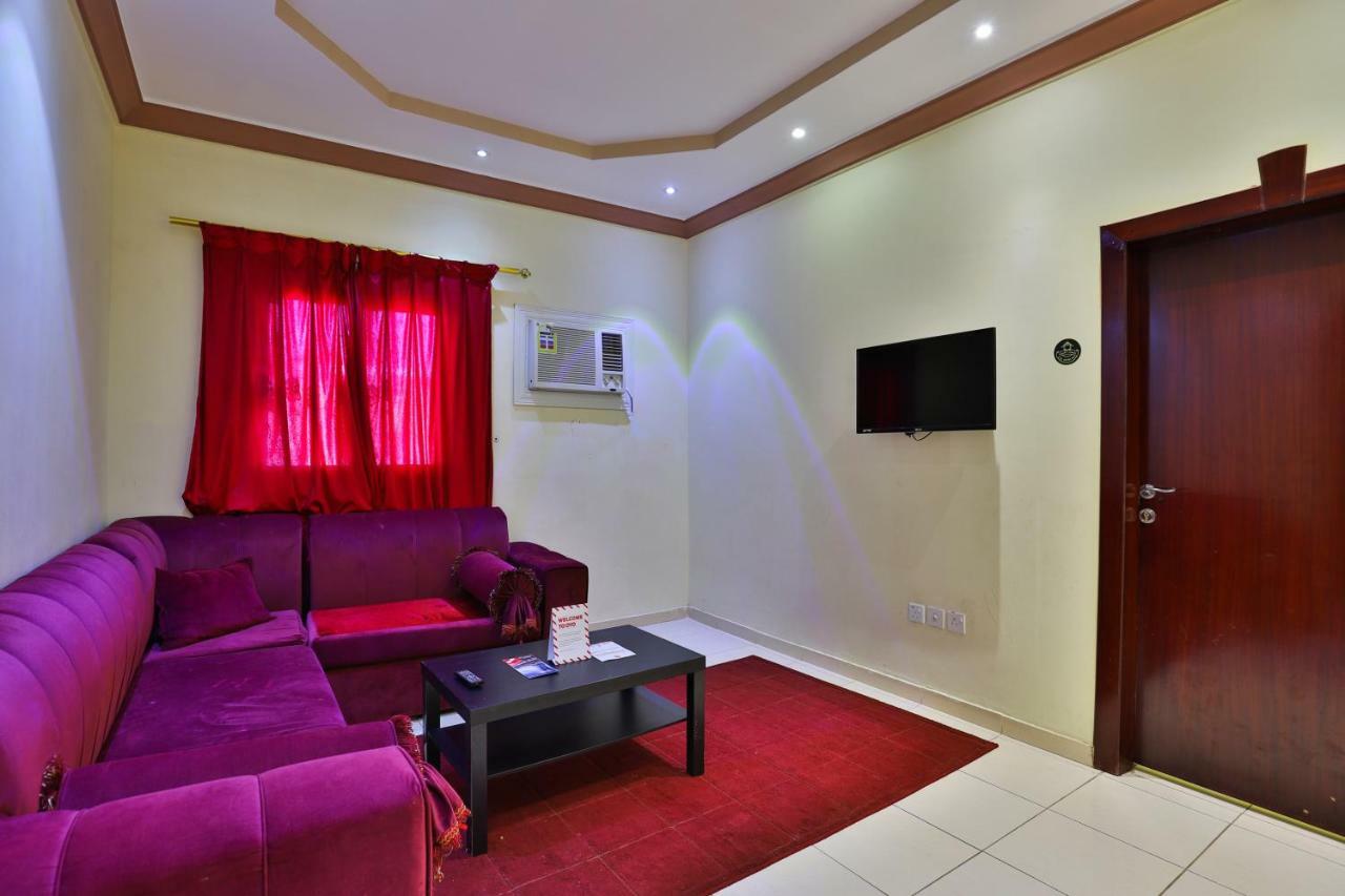 Oyo 273 Star Yanbu Hotel Suites Екстериор снимка