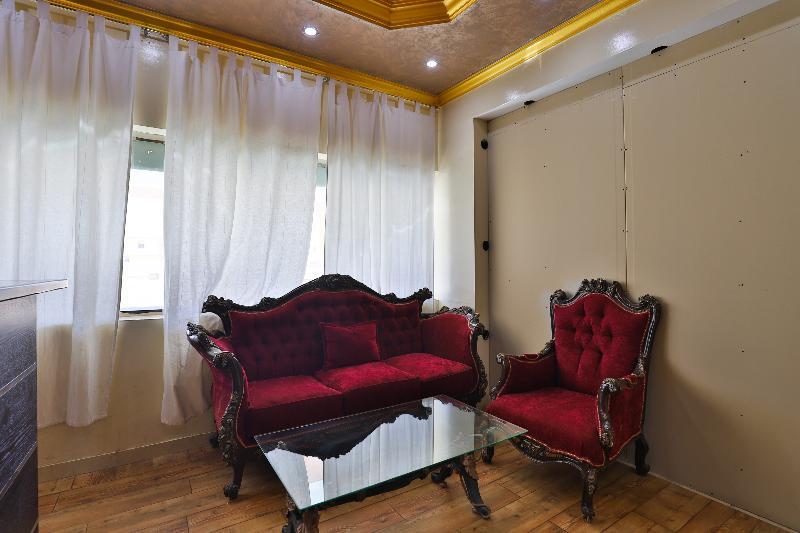 Oyo 273 Star Yanbu Hotel Suites Екстериор снимка