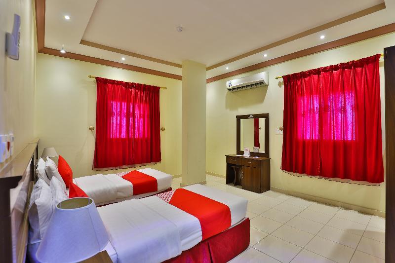 Oyo 273 Star Yanbu Hotel Suites Екстериор снимка