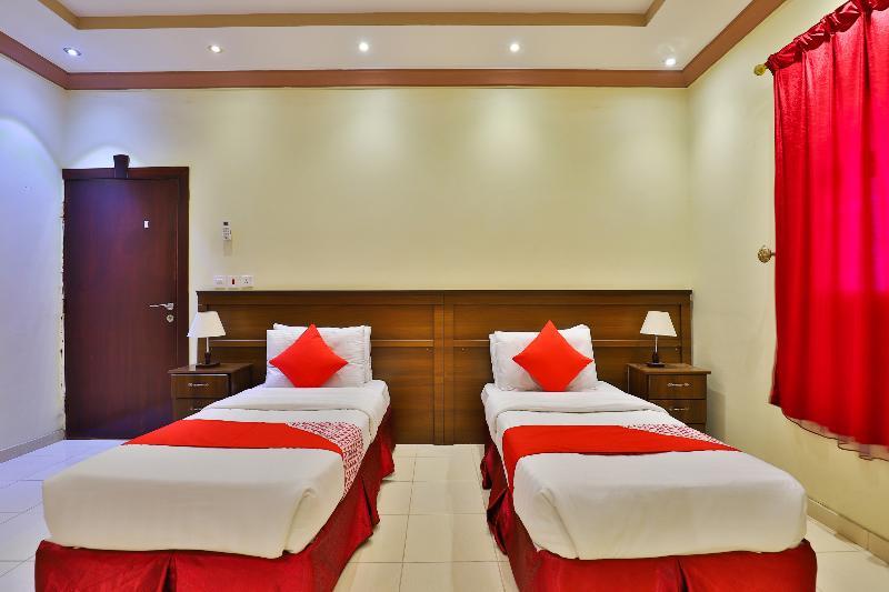 Oyo 273 Star Yanbu Hotel Suites Екстериор снимка