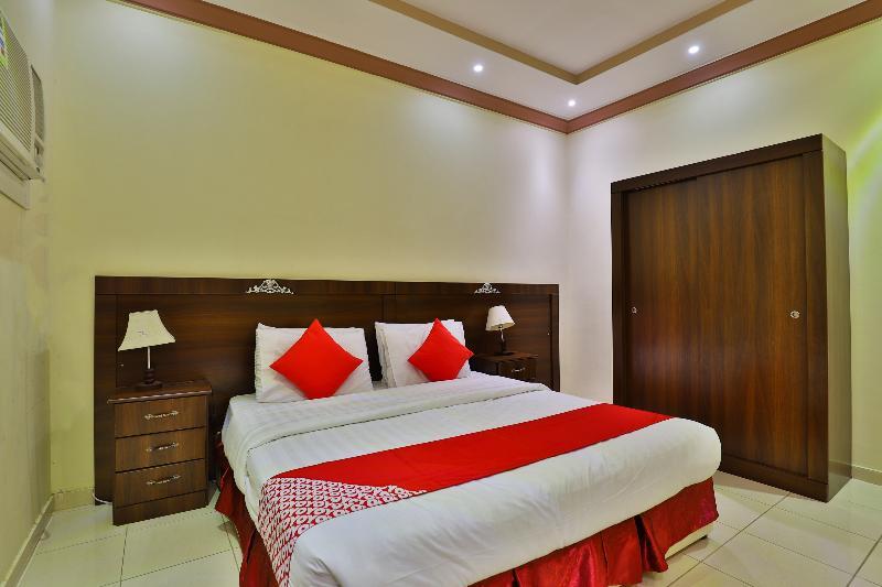 Oyo 273 Star Yanbu Hotel Suites Екстериор снимка